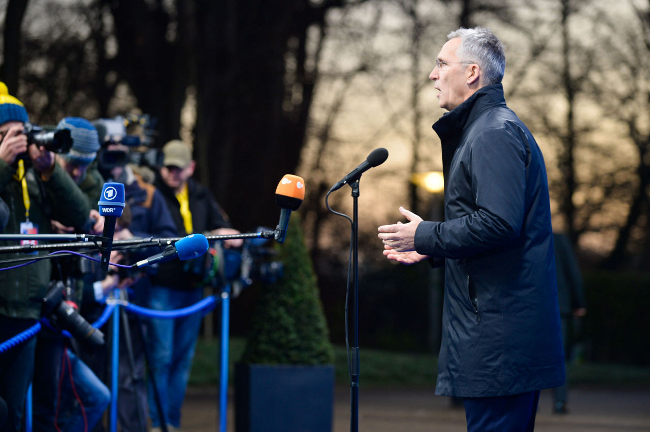 Doorstep statement by NATO Secretary General Jens Stoltenberg at the start of the NATO Leaders meeting in London