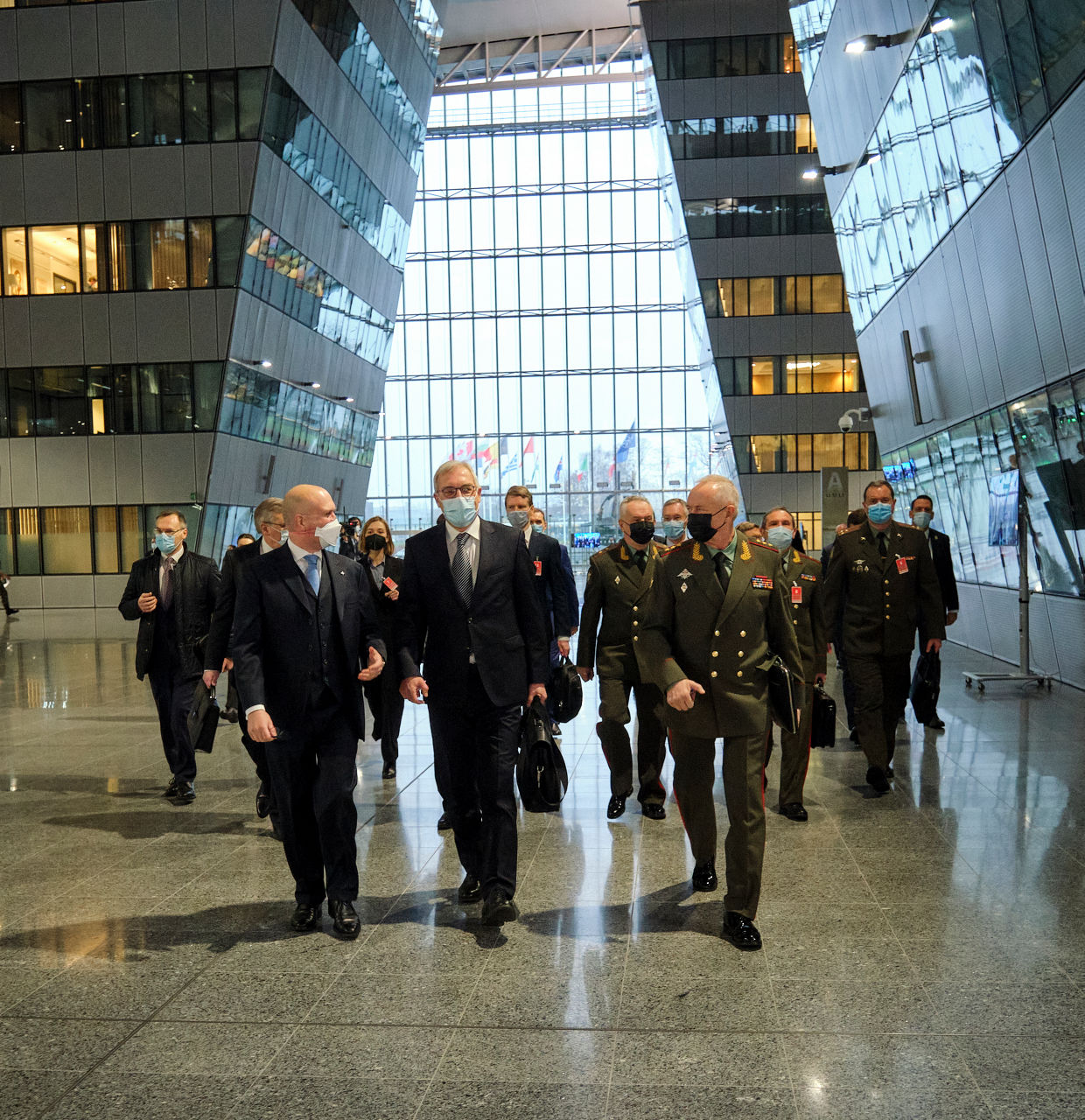 Left to right: Jorgen Christian Jorgensen (Secretary of the Council) with Alexander Grushko (Deputy Minister of Foreign Affairs, Russian Federation) and Alexander Fomin (Deputy Minister of Defence, Russian Federation)