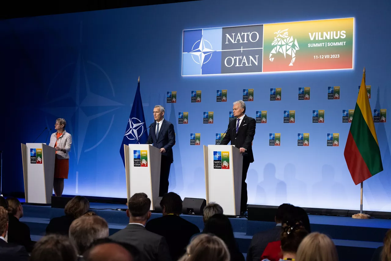 Joint Press Conference
Left to right: NATO Secretary General Jens Stoltenberg and President Gitanas Nauseda (Lithuania)