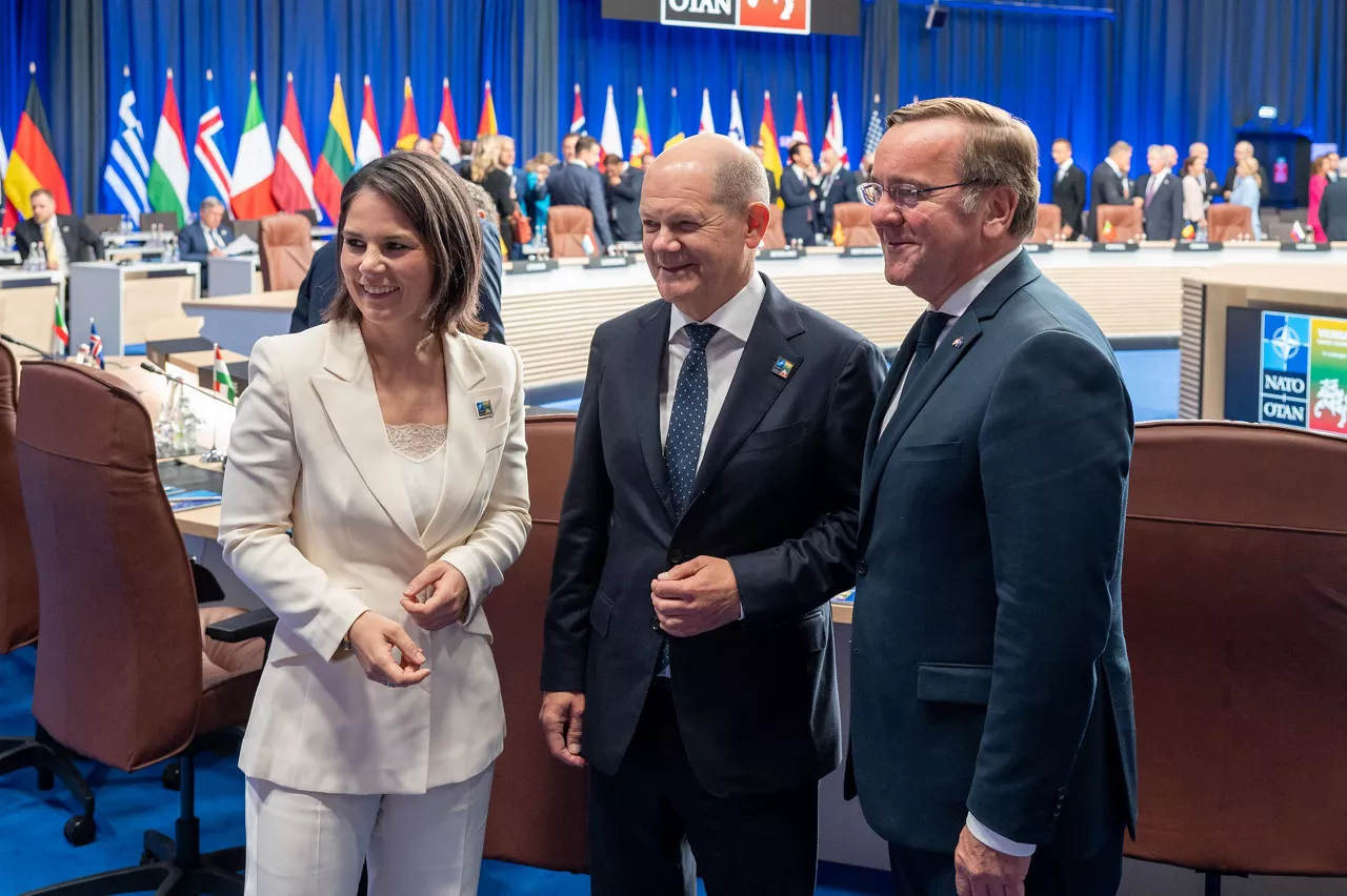 Left to right: Annalena Baerbock (Minister of Foreign Affairs, Germany) with Chancellor Olaf Scholz (Germany) and Boris Pistorius (Minister of Defence, Germany)