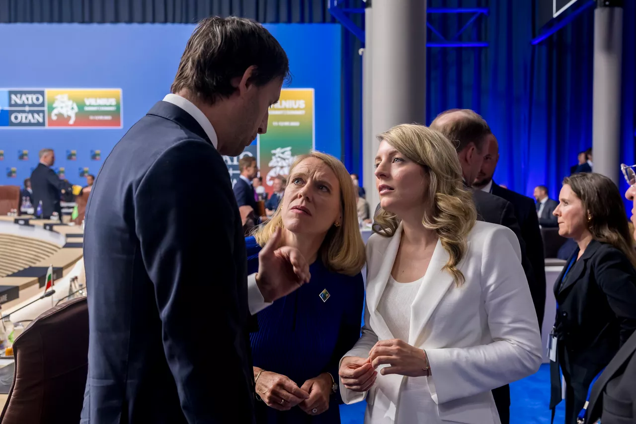 Left to right: Wopke Hoekstra (Minister of Foreign Affairs, The Netherlands) with Anniken Huitfeldt (Minister of Foreign Affairs, Norway) and Melanie Joly (Minister of Foreign Affairs, Canada)