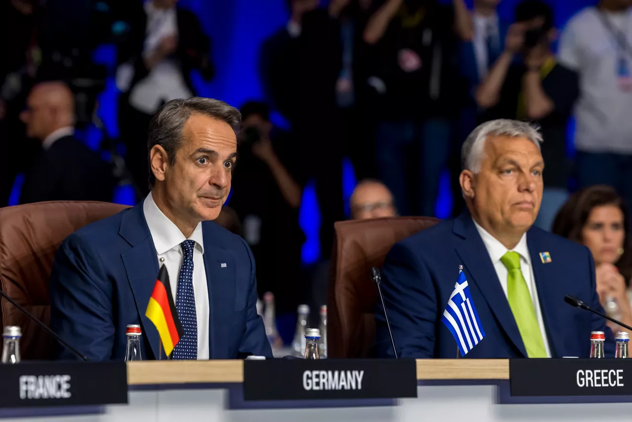 Left to right: Kyriakos Mitsotakis Prime Minister of Greece) and Viktor Orban (Prime Minister of Hungary)