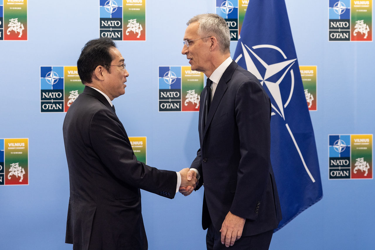Left to right: Fumio Kishida (Prime Minister of Japan) with NATO Secretary General Jens Stoltenberg