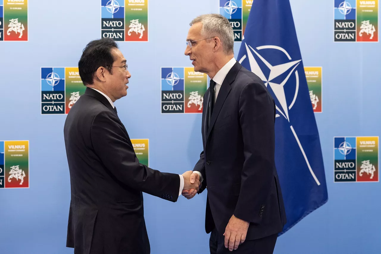 Left to right: Fumio Kishida (Prime Minister of Japan) with NATO Secretary General Jens Stoltenberg