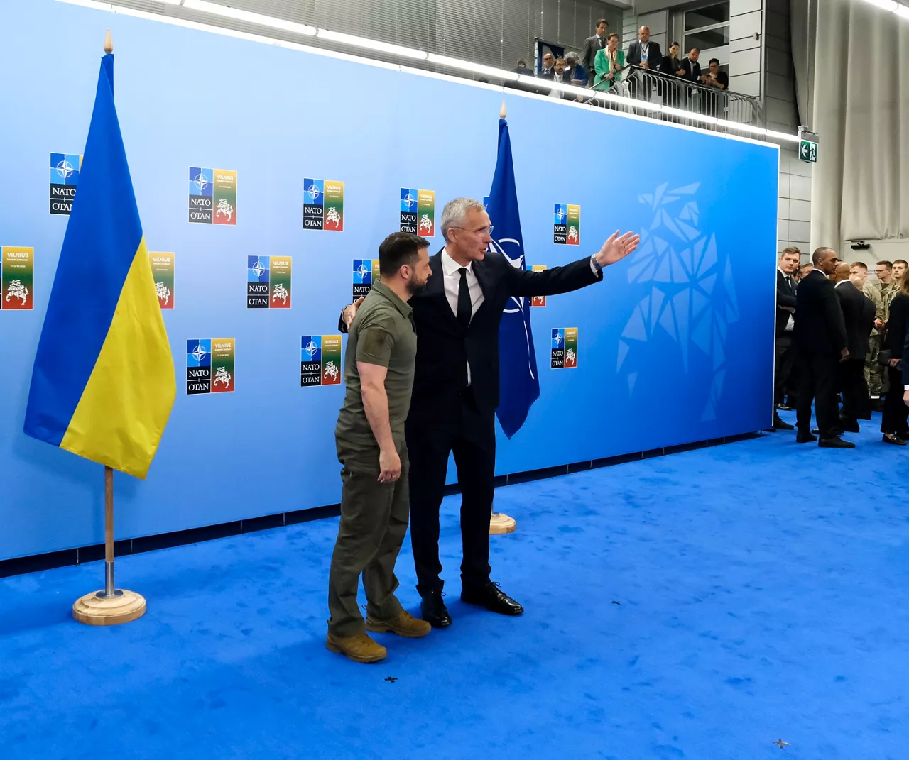 Left to right: President Volodymyr Zelenskyy (Ukraine) with NATO Secretary General Jens Stoltenberg