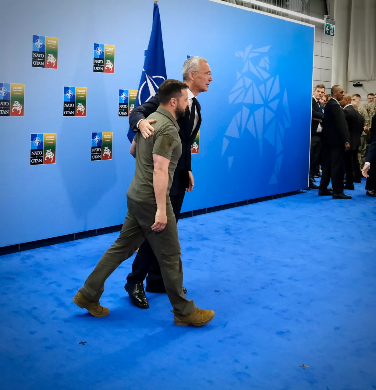 Left to right: President Volodymyr Zelenskyy (Ukraine) with NATO Secretary General Jens Stoltenberg