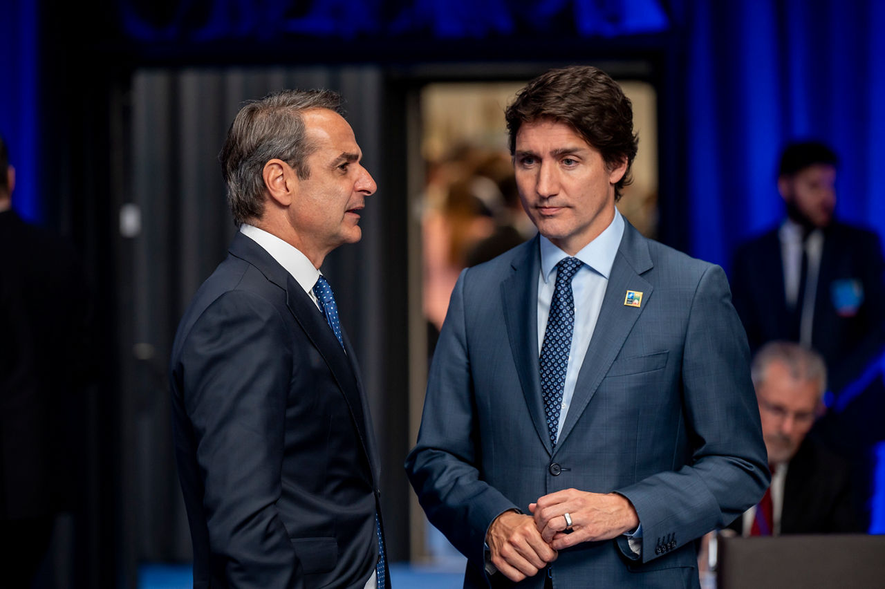 Left to right: Kyriakos Mitsotakis (Prime Minister of Greece) with Justin Trudeau (Prime Minister of Canada)