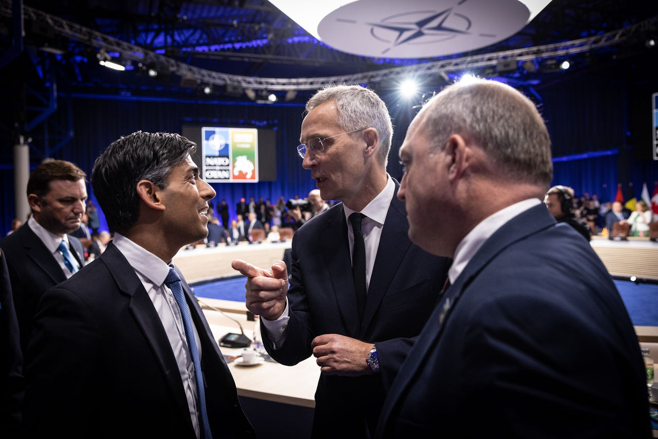 Left to right: Rishi Sunak (UK Prime Minister) with NATO Secretary General Jens Stoltenberg and Ben Wallace (UK Secretary of State for Defence)