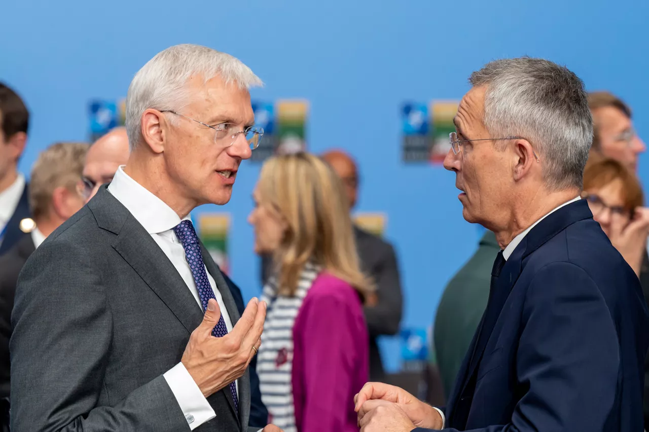 Left to right: Krisjanis Karins (Prime Minister of Latvia) with NATO Secretary General Jens Stoltenberg