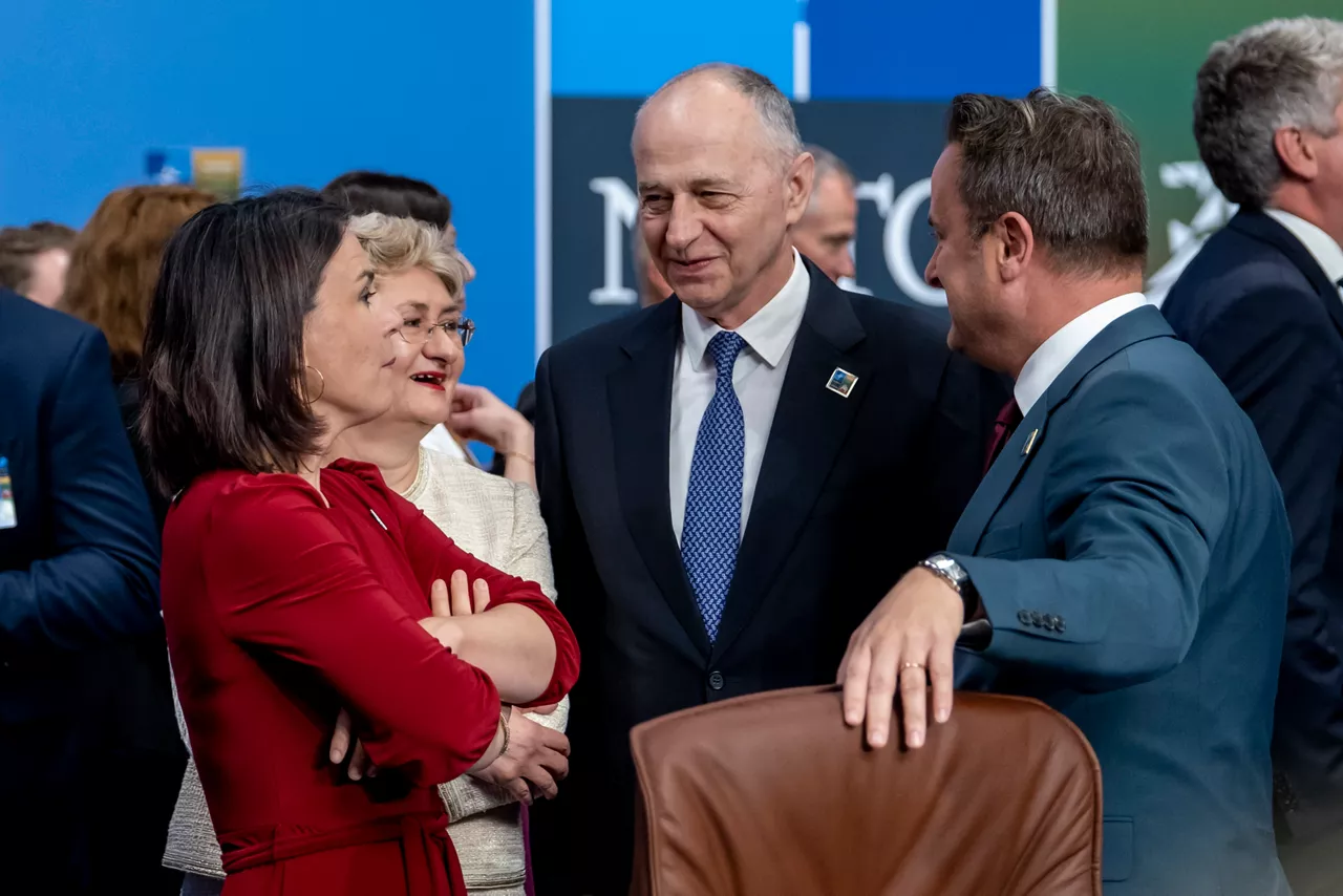 Left to right: Annalena Baerbock (Minister of Foreign Affairs, Germany) with NATO Deputy Secretary General Mircea Geoana and Xavier Bettel (Prime Minister of Luxembourg)