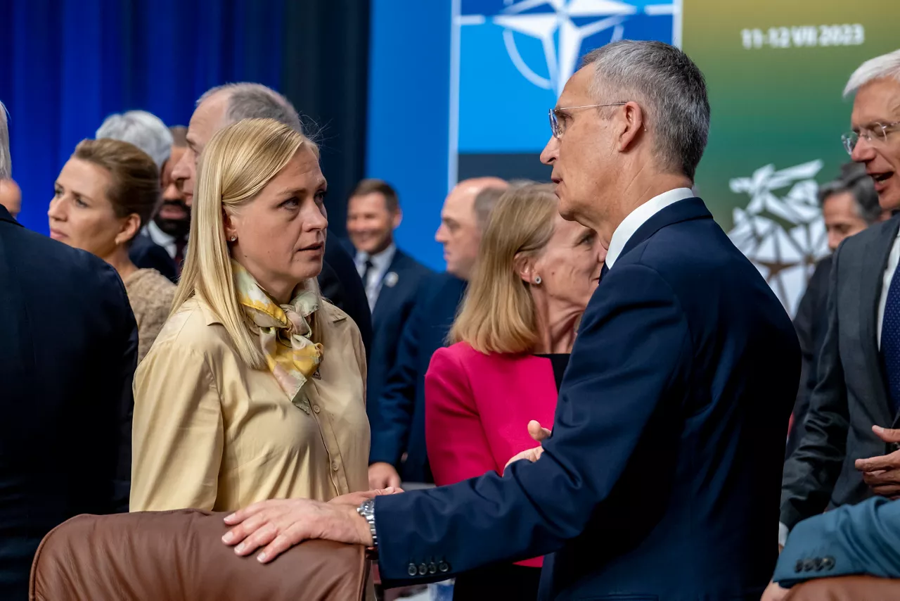 Left to right: Elina Valtonen (Minister of Foreign Affairs, Finland) with NATO Secretary General Jens Stoltenberg
