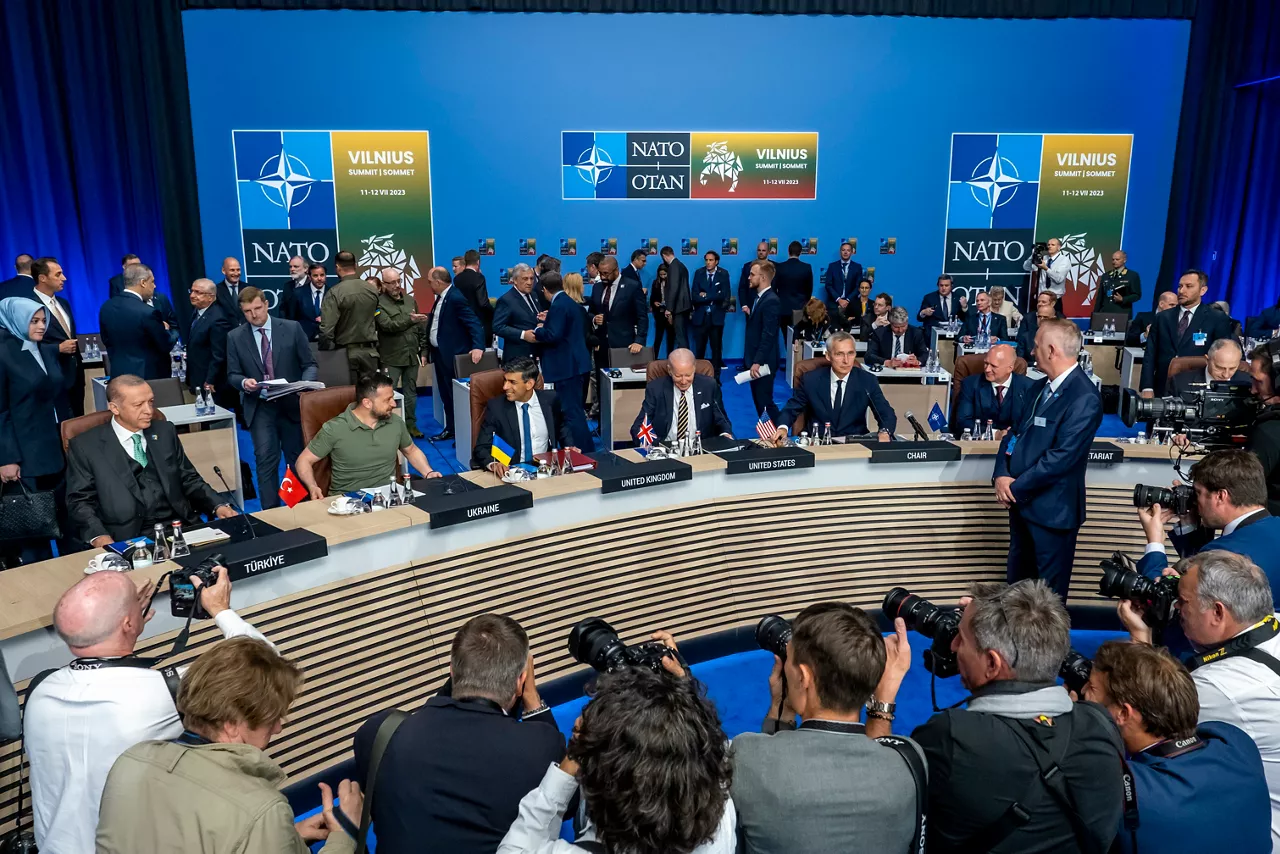 General view of the meeting