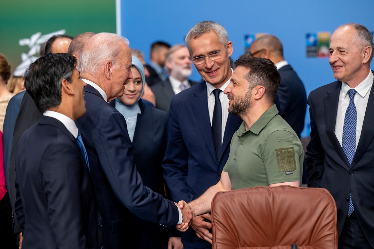 Left to right: US President Joe Biden with President Volodymyr Zelenskyy (Ukraine) and NATO Secretary General Jens Stoltenberg (centre)