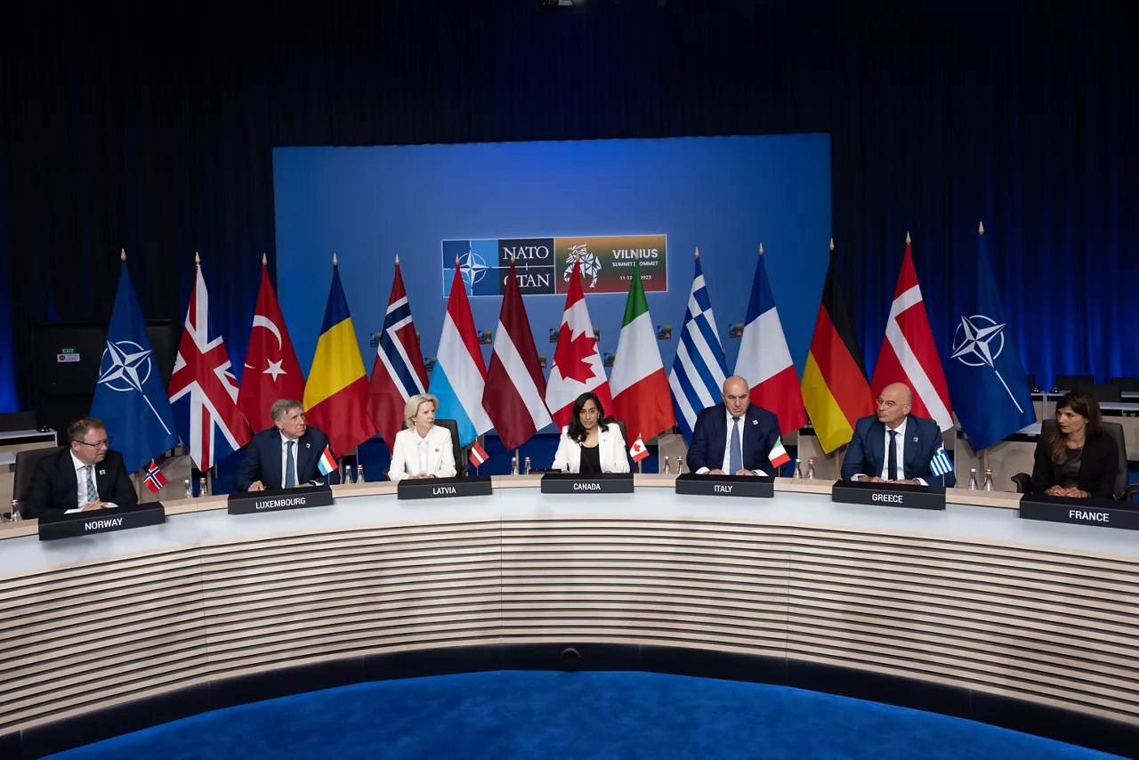 Left to right: Bjørn Arild Gram (Minister of Defence, Norway); François Bausch (Minister of Defence, Luxembourg); Inara Murniece (Minister of Defence, Latvia); Anita Anand (Minister of Defence, Canada); Guido Crosetto (Minister of Defence, Italy); Nikolaos Dendias (Minister of Defence, Greece); Representative of France
