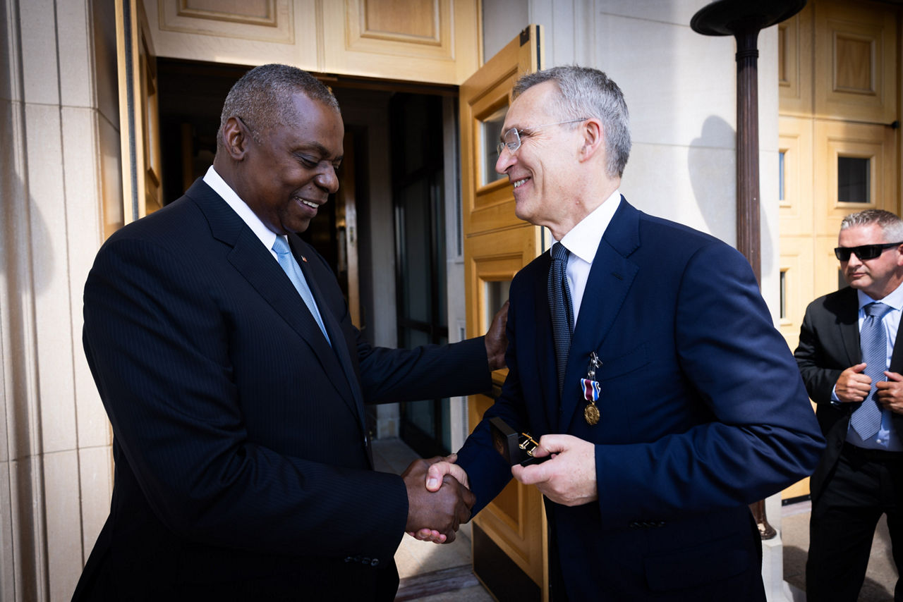 Left to right: Lloyd J. Austin III (US Secretary of Defense) with NATO Secretary General Jens Stoltenberg