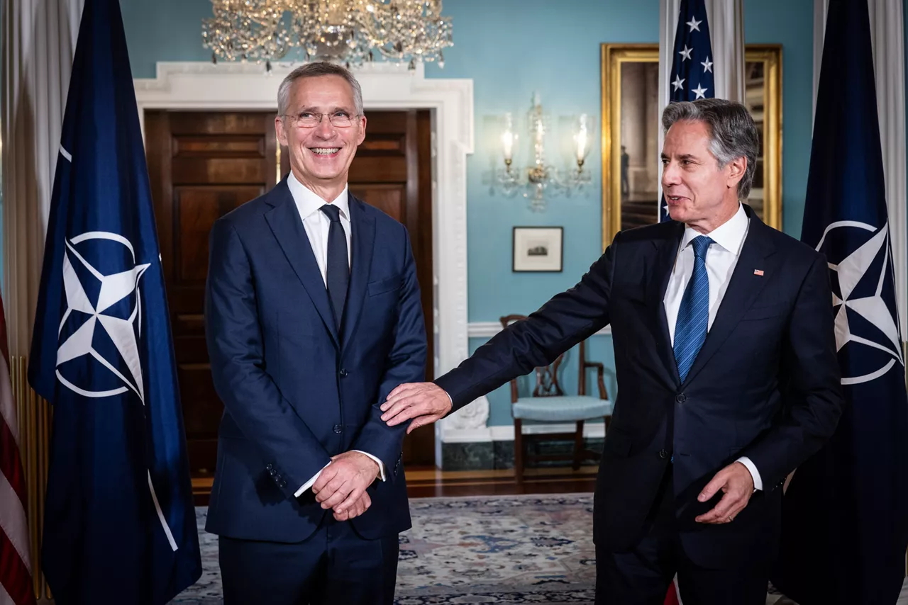 Left to right: NATO Secretary General Jens Stoltenberg with Antony J. Blinken (US Secretary of State)