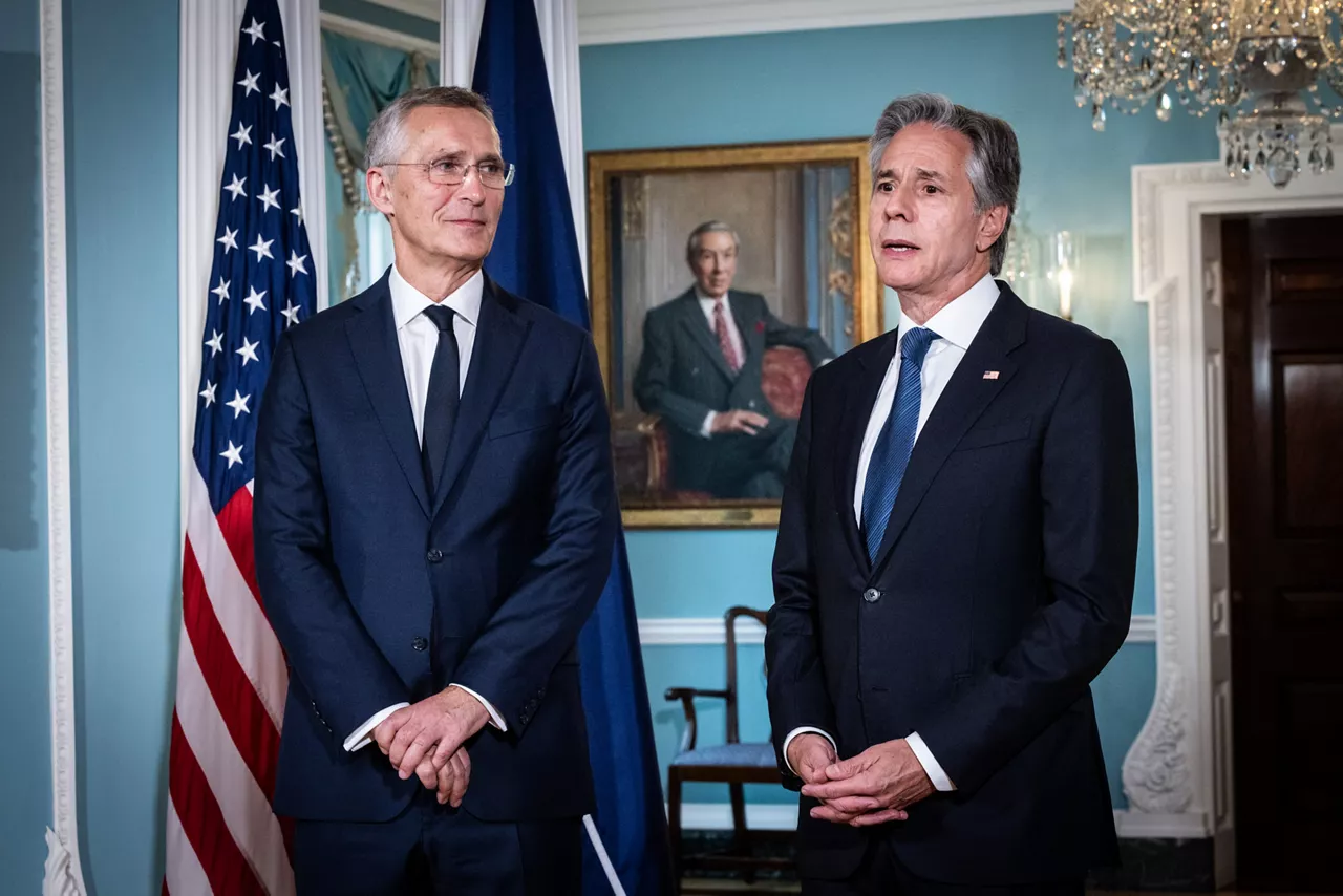 Left to right: NATO Secretary General Jens Stoltenberg with Antony J. Blinken (US Secretary of State)