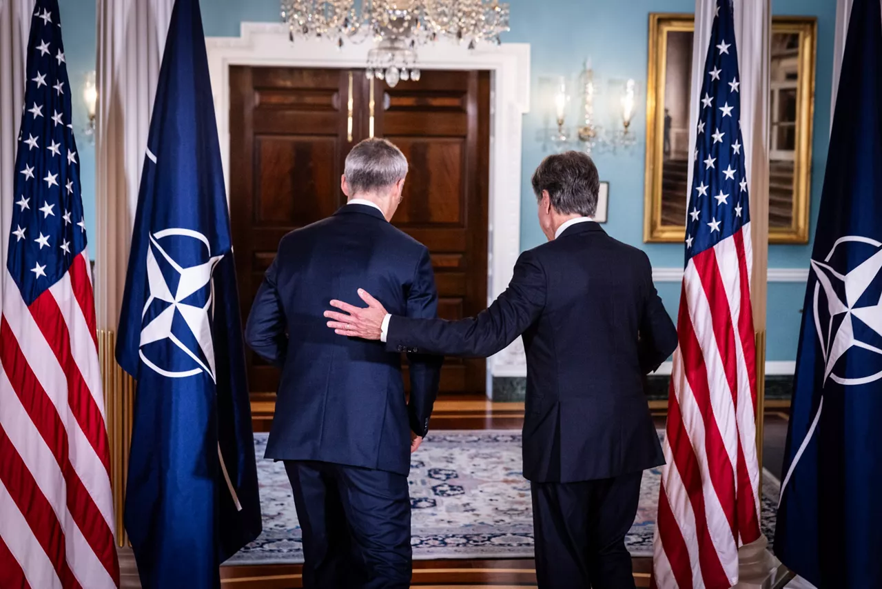 Left to right: NATO Secretary General Jens Stoltenberg with Antony J. Blinken (US Secretary of State)