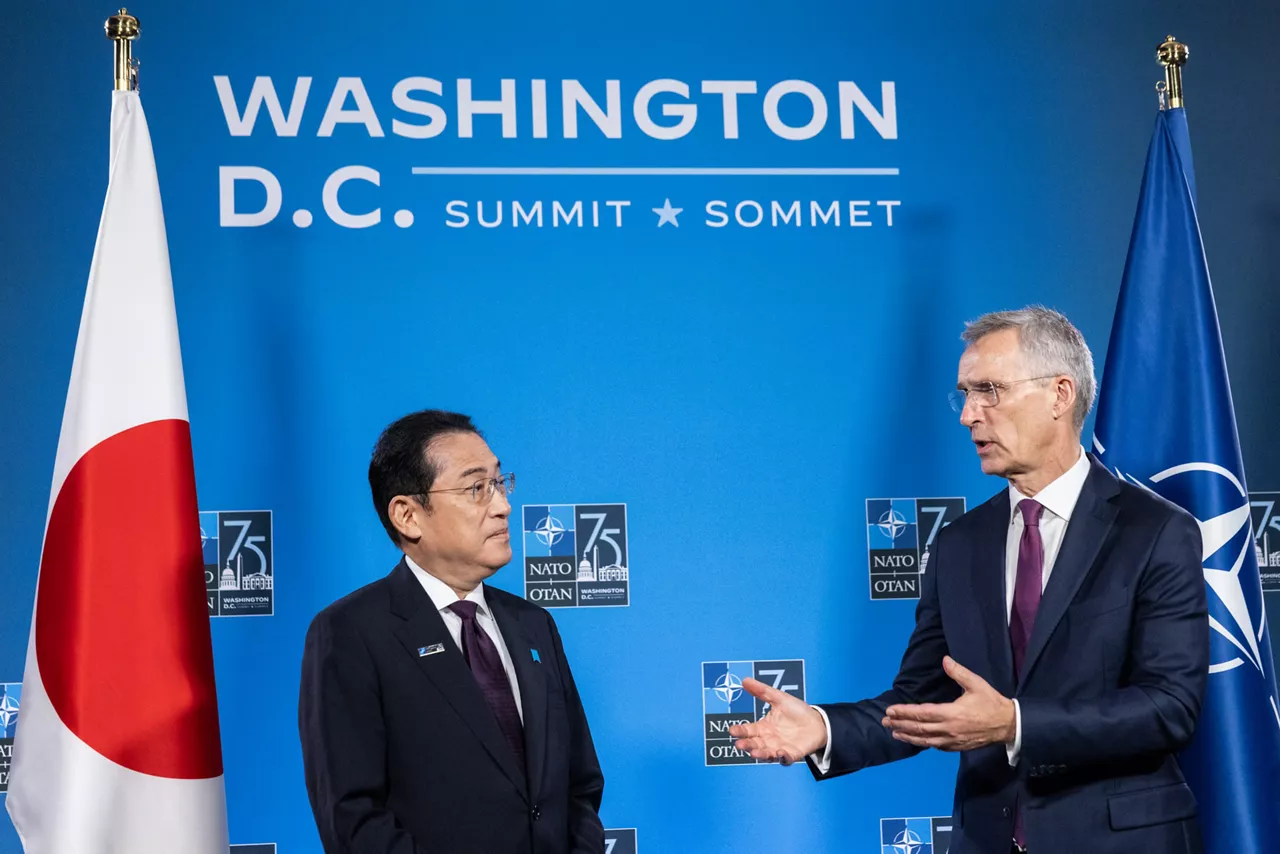 Left to right: Fumio Kishida (Prime Minister, Japan) with NATO Secretary General Jens Stoltenberg