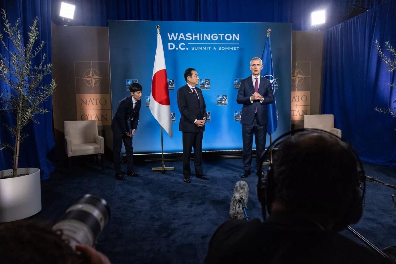Left to right: Fumio Kishida (Prime Minister, Japan) with NATO Secretary General Jens Stoltenberg