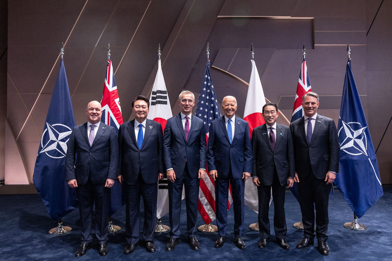 Group photo of the NATO Secretary General, Heads of State and Government with Ukraine, the Indo-Pacific Nations and the President of the United States  - Washington Summit