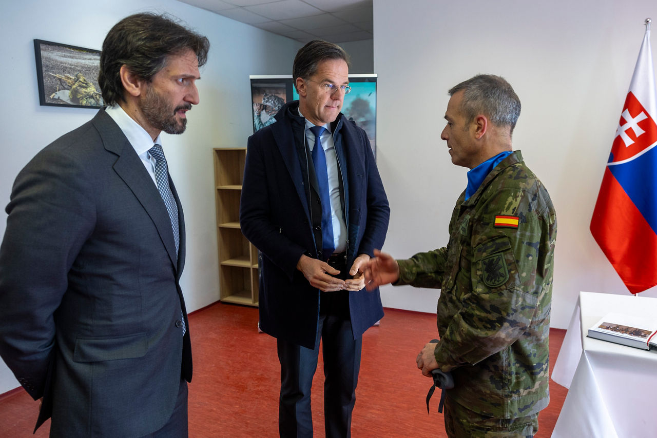 NATO Secretary General Mark Rutte visits the Forward Land Forces, stationed in Lešť.