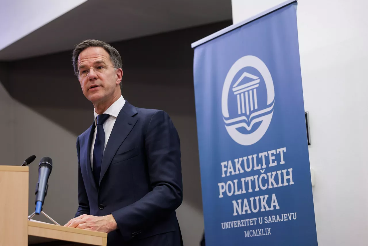 Speech by NATO Secretary General Jens Stoltenberg at the University of Sarajevo followed by an exchange of views with the students 