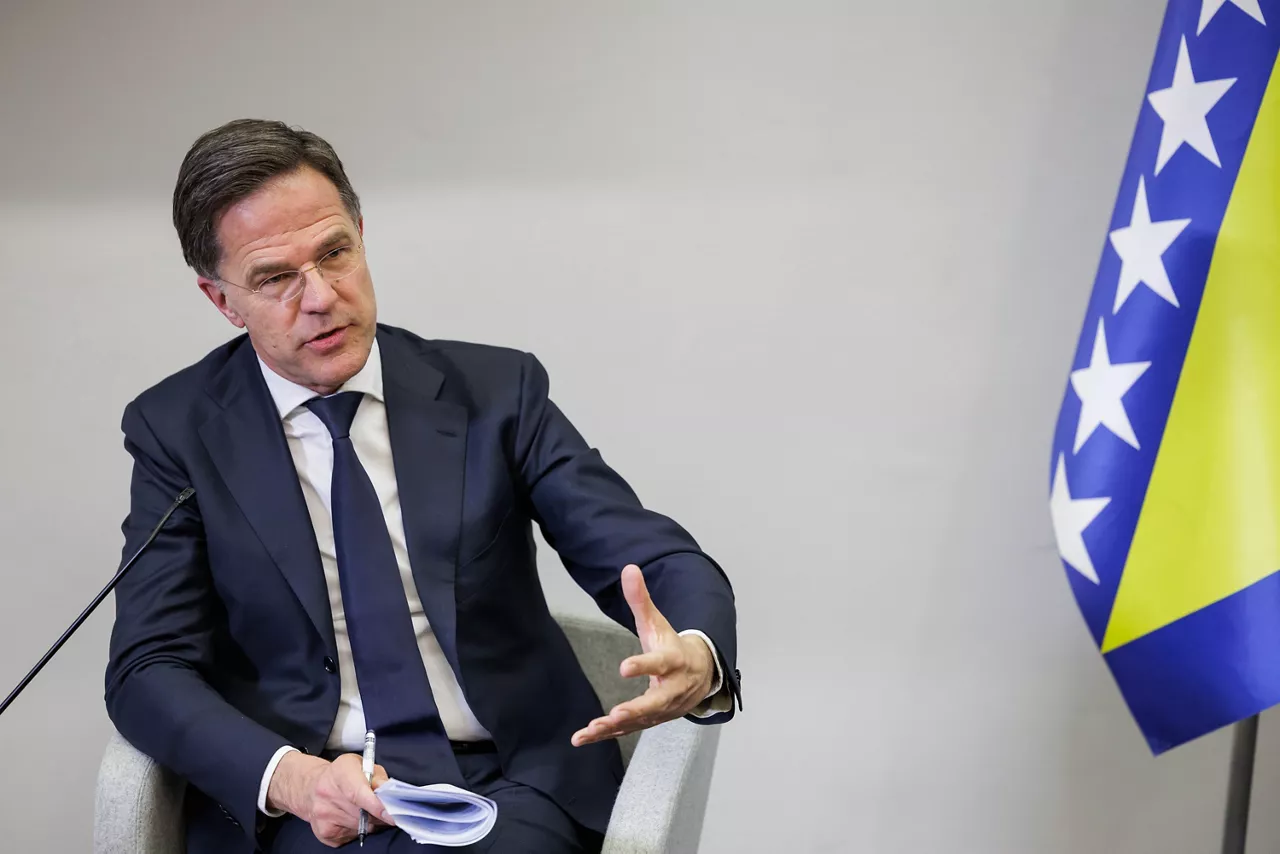 Speech by NATO Secretary General Jens Stoltenberg at the University of Sarajevo followed by an exchange of views with the students 