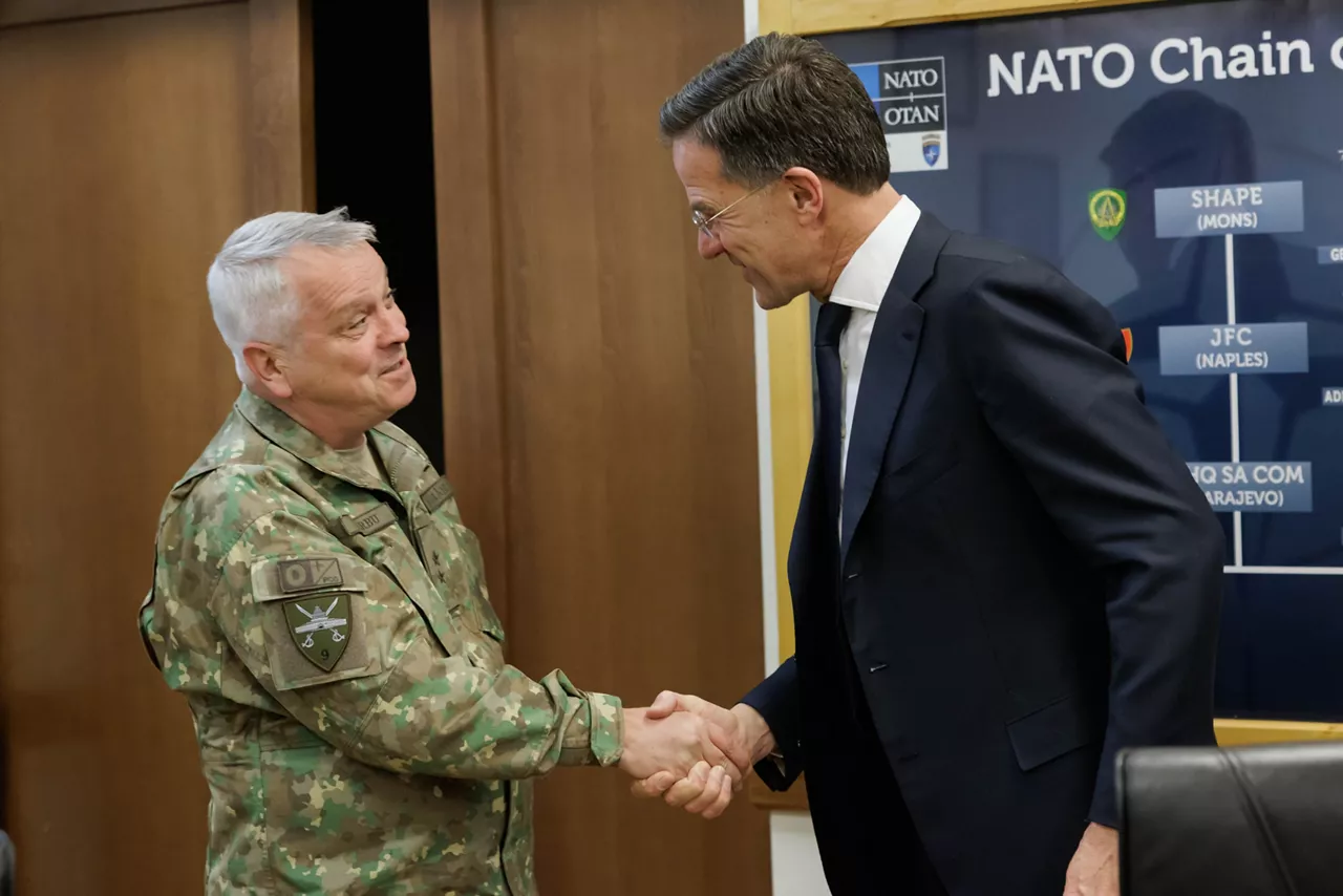 NATO Secretary General Mark Rutte meets with the Commander of the European Union Force in BiH, Major General Florin-Marian Barbu 