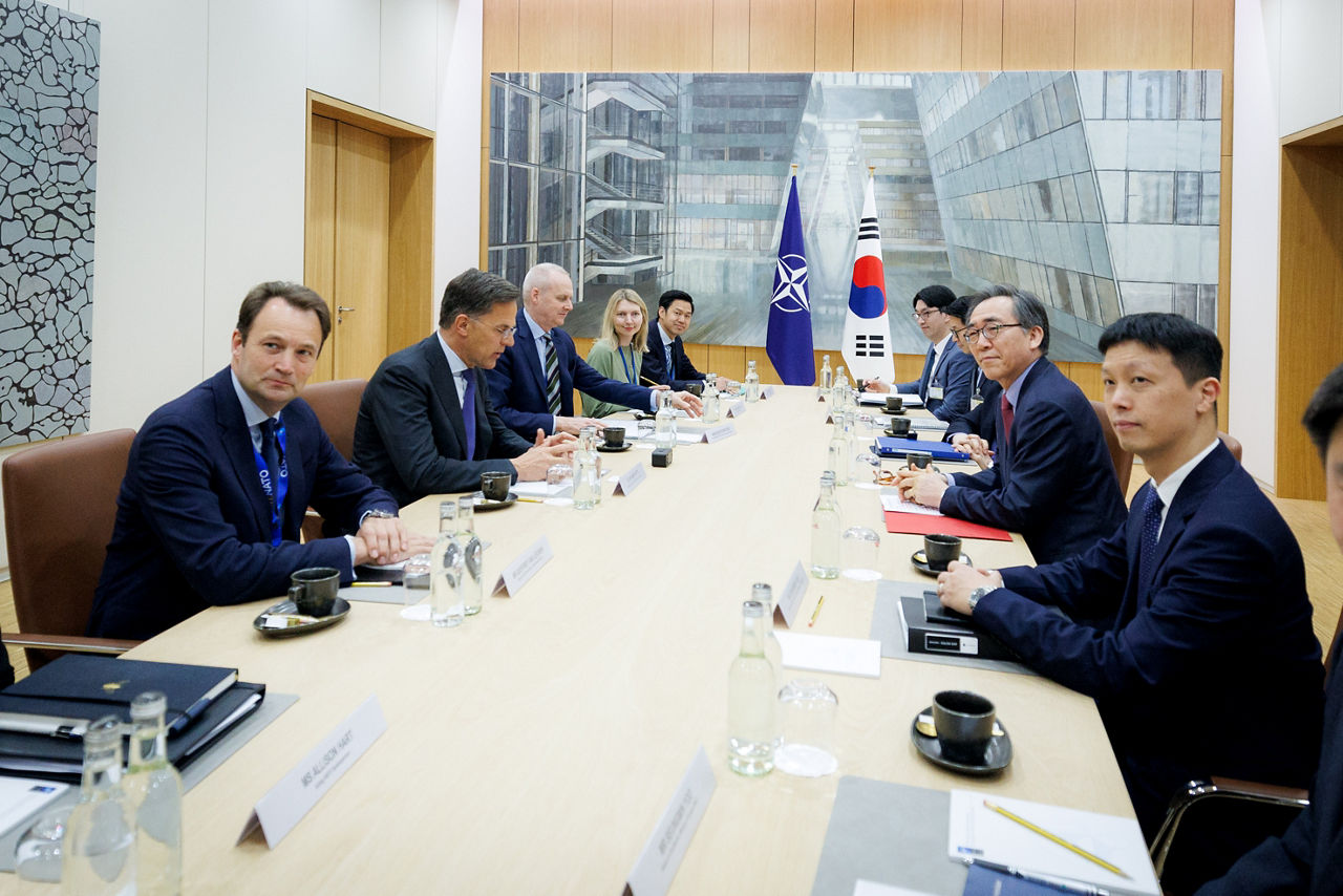 NATO Secretary General Mark Rutte and Minister of Foreign Affairs of the Republic of Korea Tae-yul Cho