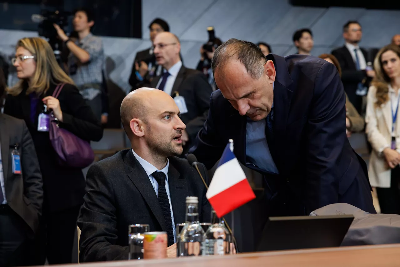 Jean-Noël Barrot (Minister of Foreign Affairs, France) and Georgios Gerapetritis (Minister of Foreign Affairs, Greece) 