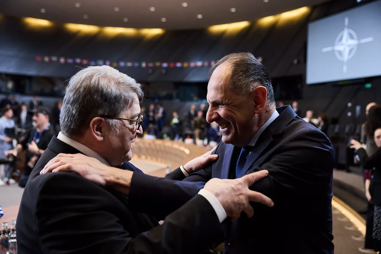 Emil Hurezeanu (Minister of Foreign Affairs, Romania) and Georgios Gerapetritis (Minister of Foreign Affairs, Greece)