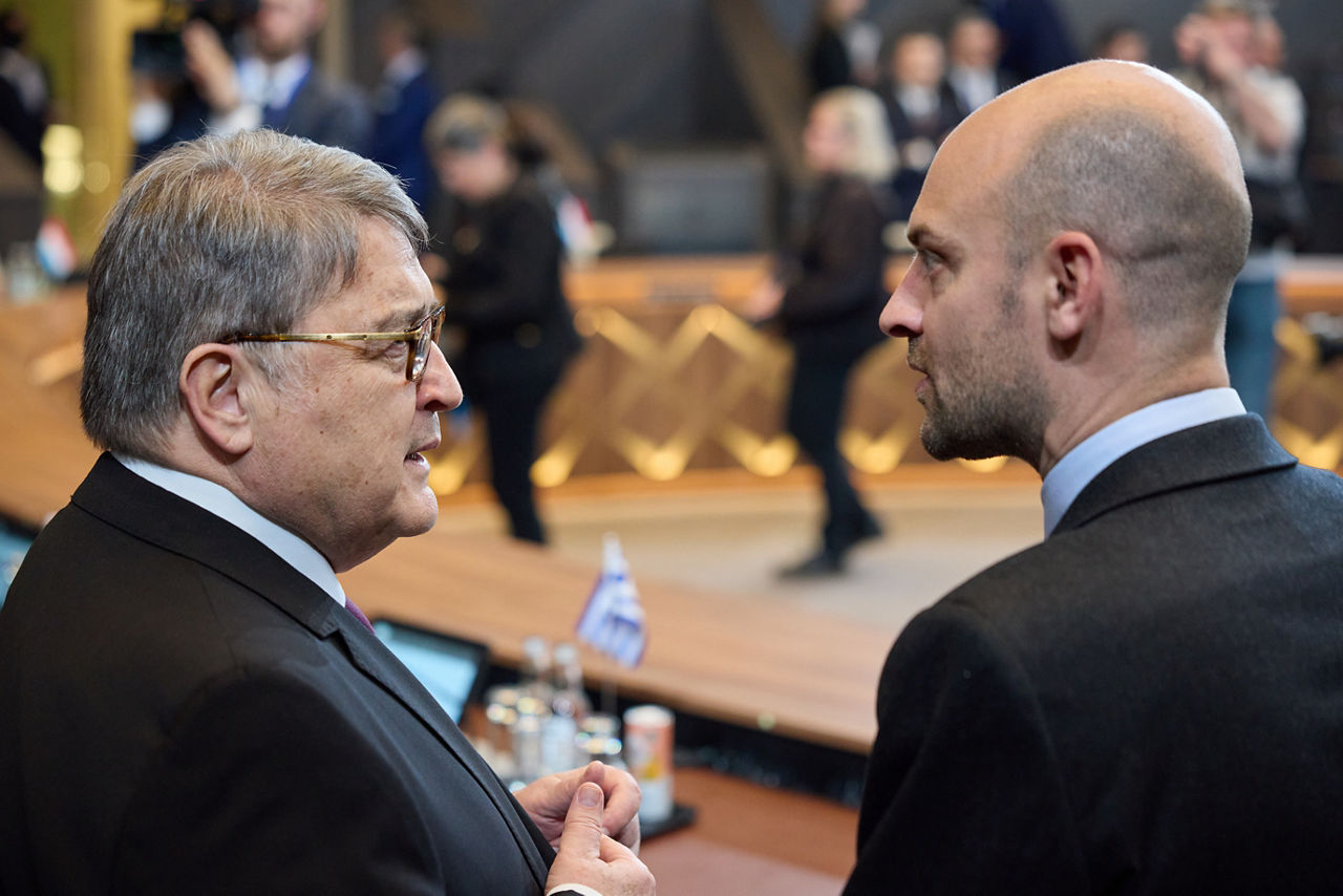 Emil Hurezeanu (Minister of Foreign Affairs, Romania) and Jean-Noël Barrot (Minister of Foreign Affairs, France)