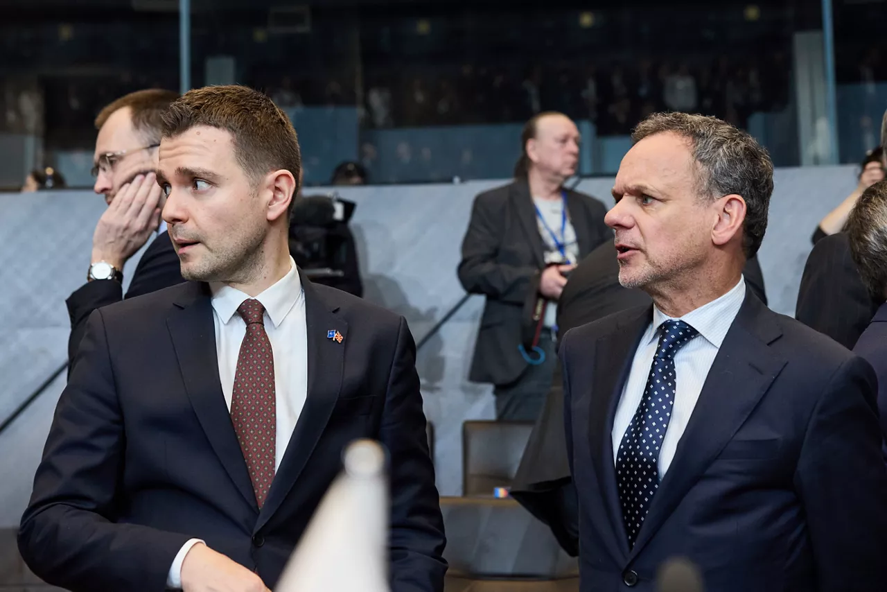 Ervin Ibrahimović (Minister of Foreign Affairs, Montenegro)

Caspar Veldkamp (Minister of Foreign Affairs, Netherlands)