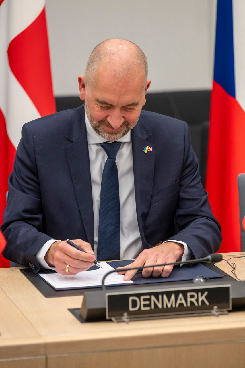 Signing Ceremony of the Letter of Intent for a Capability Coalition for Electro-magnetic Warfare with Latvia, Norway, United Kingdom, Ukraine, Germany, France, Poland, Denmark, Czechia, and Lithuania