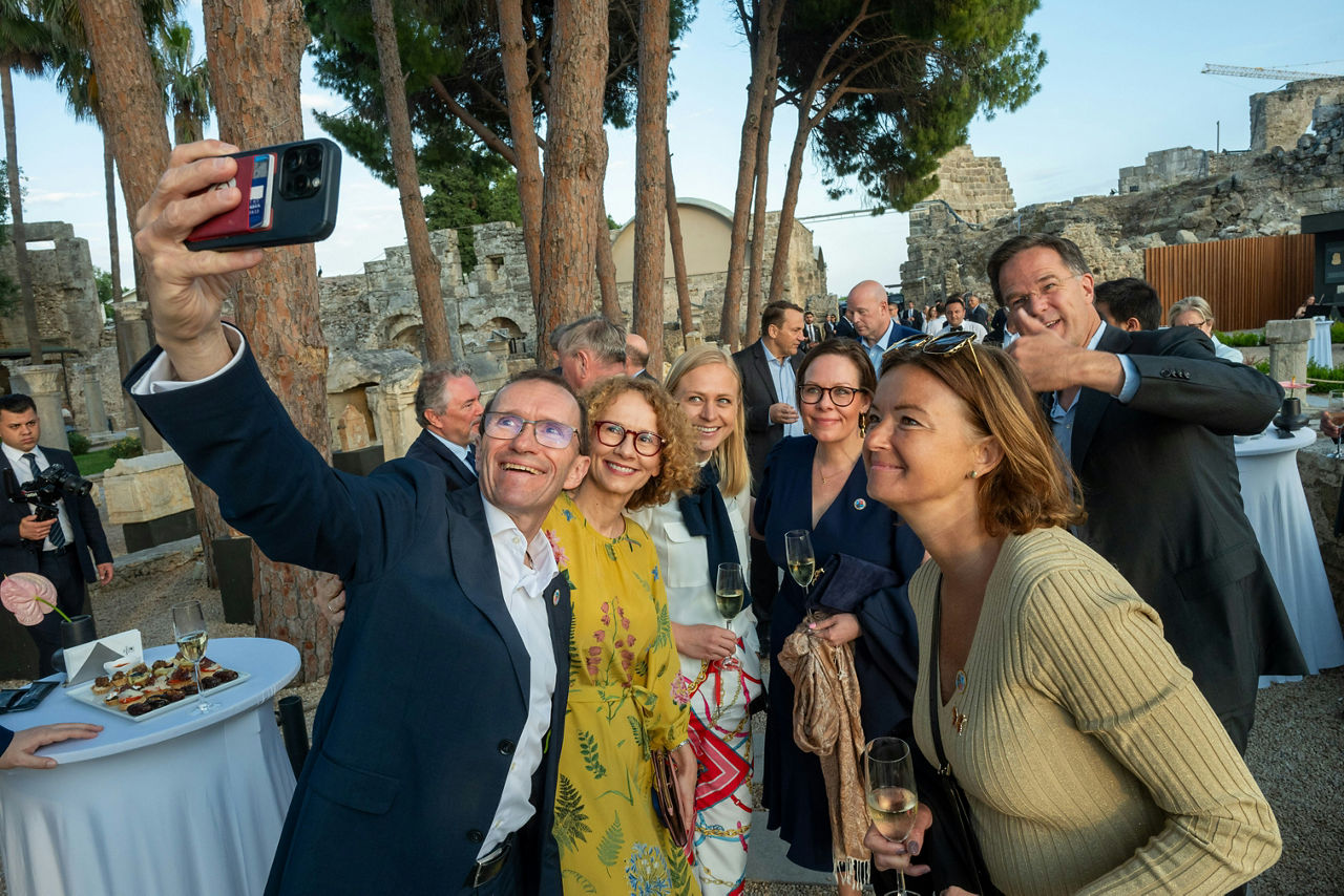 Minister for Foreign Affairs of Norway, Espen Barth Eide, NATO Deputy Secretary General Radmila Shekerinska, Minister for Foreign Affairs of Finland, Elina Valtonen, Minister for Foreign Affairs of Sweden, Maria Malmer Stenergard, NATO Secretary General, Mark Rutte