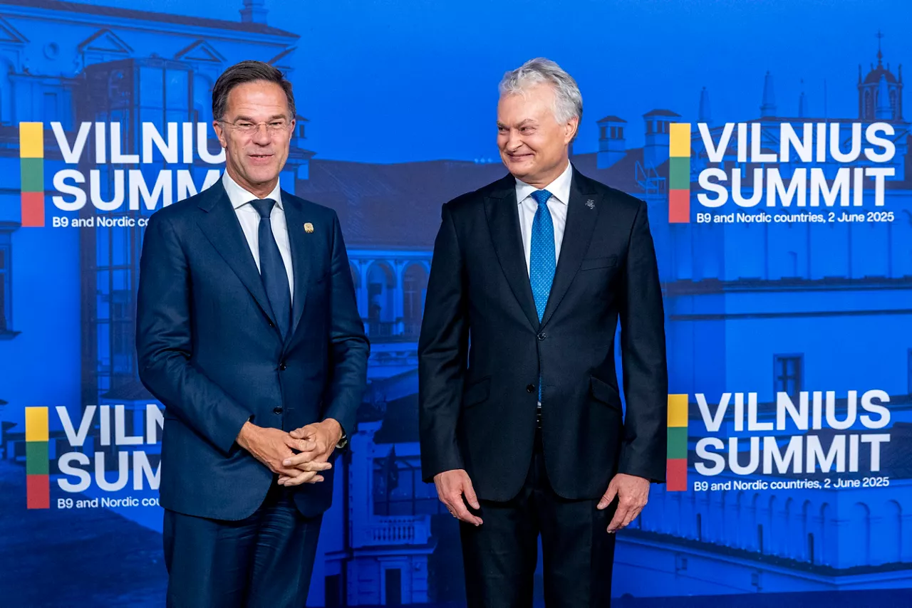 NATO Secretary General Mark Rutte is welcomed by the President of Lithuania, Gitanas Nausėda 