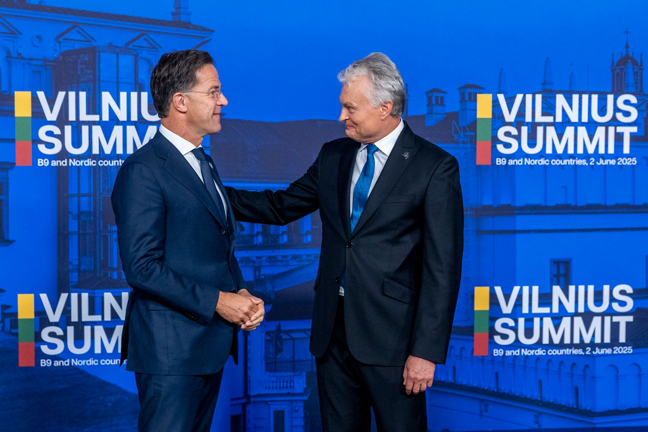NATO Secretary General Mark Rutte is welcomed by the President of Lithuania, Gitanas Nausėda 