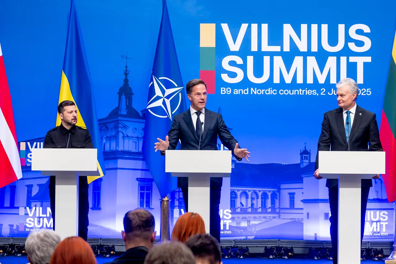 Joint press point with the Prime Minister of Denmark, Mette Frederiksen, the President of Ukraine, Volodymyr Zelenskyy, NATO Secretary General Mark Rutte, the President of Lithuania, Gitanas Nausėda, the President of Poland, Andrzej Duda and the President of Romania, Nicușor Dan