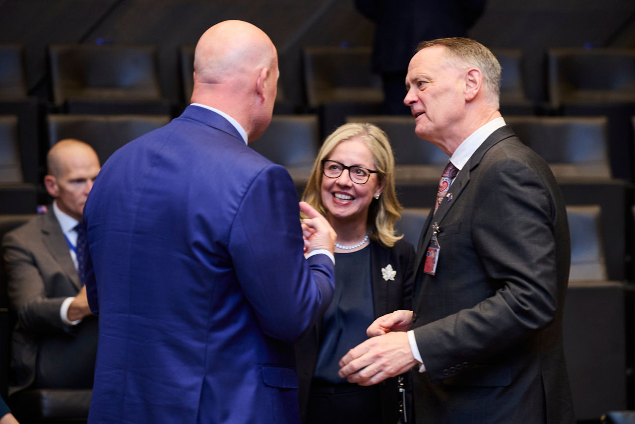 Heidi Hulan (Permanent Representative, Canada) and David McGuinty (Minister of Defence, Canada)