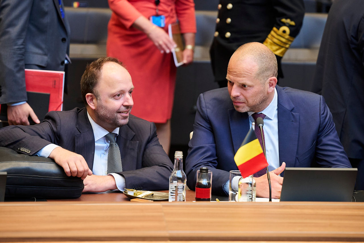 Right: Theo Francken (Minister of Defence, Belgium)
