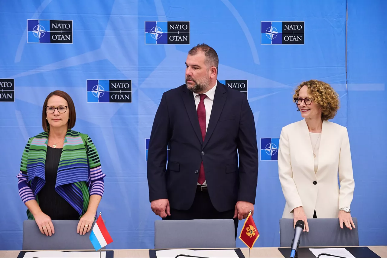 Yuriko Backes (Minister of Defence, Luxembourg), Dragan Krapović (Minister of Defence, Montenegro), NATO Deputy Secretary General Radmila Shekerinska