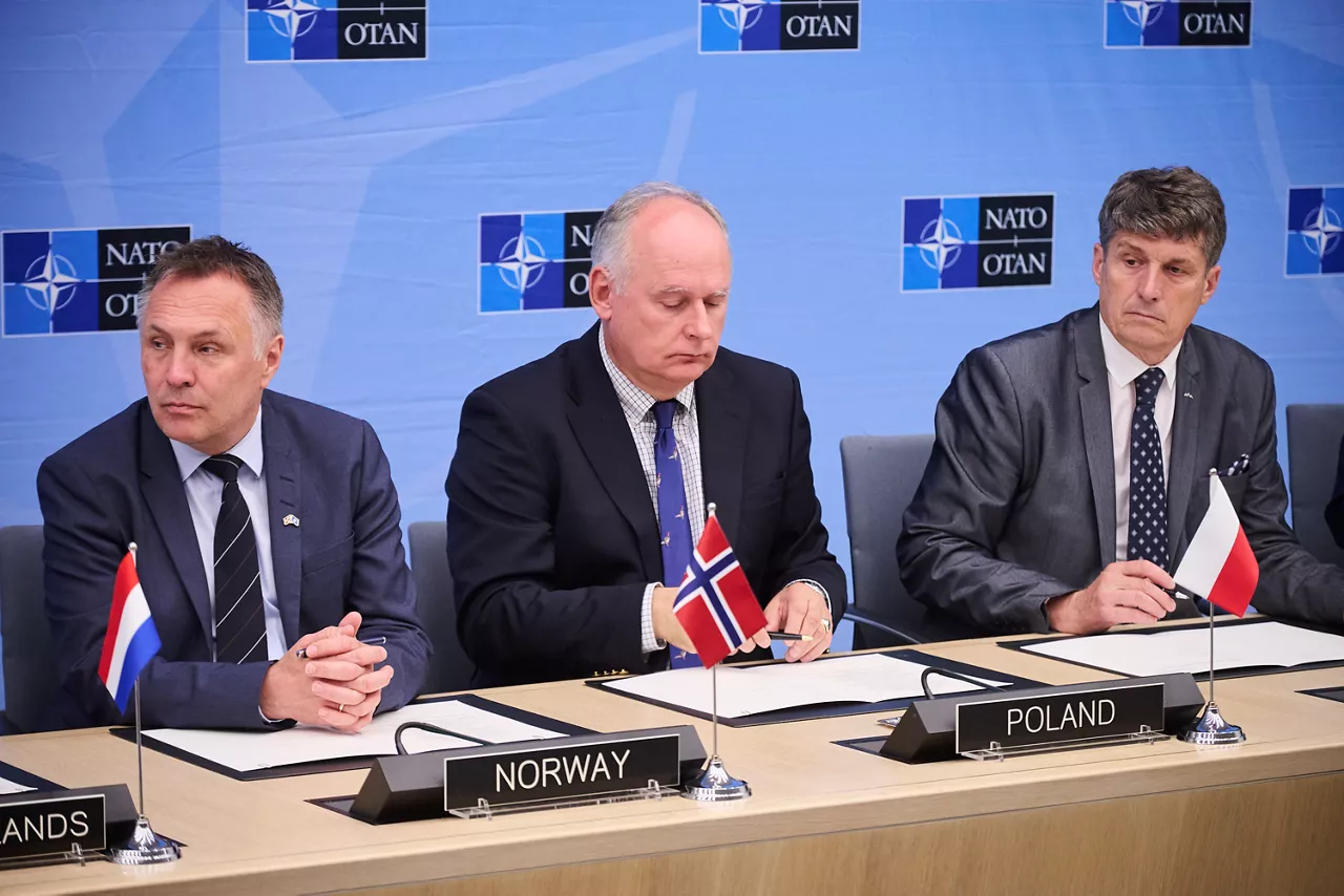 Tore O. Sandvik (Minister of Defence, Norway), Paweł Ksawery Zalewski (Secretary of State, Poland), Borut Sajovic (Minister of Defence, Slovenia) 