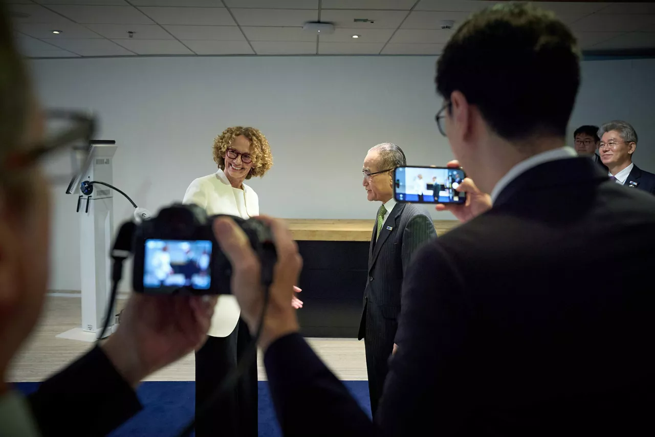 NATO Deputy Secretary General Radmila Shekerinska meets with Wi Sung-Lac (National Security Adviser, Republic of Korea)