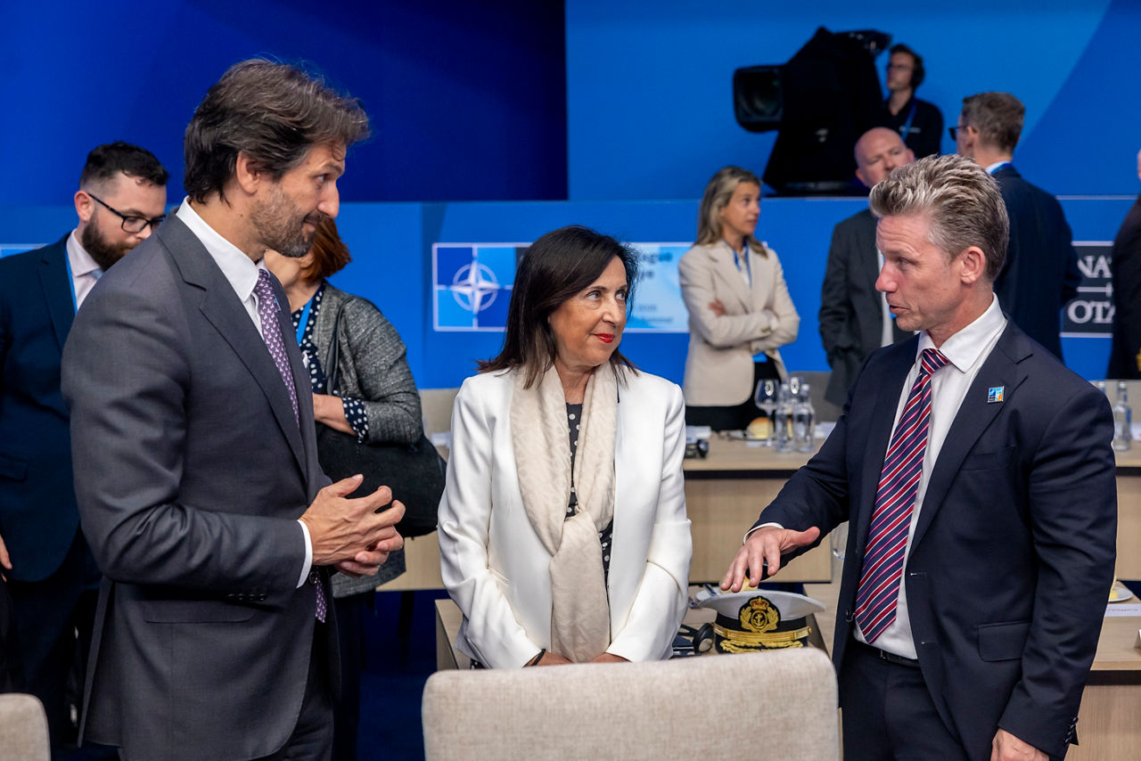 Robert Kaliňák (Minister of Defence, Slovak Republic), Margarita Robles (Minister of Defence, Spain) and Pål Jonson (Minister of Defence, Sweden)