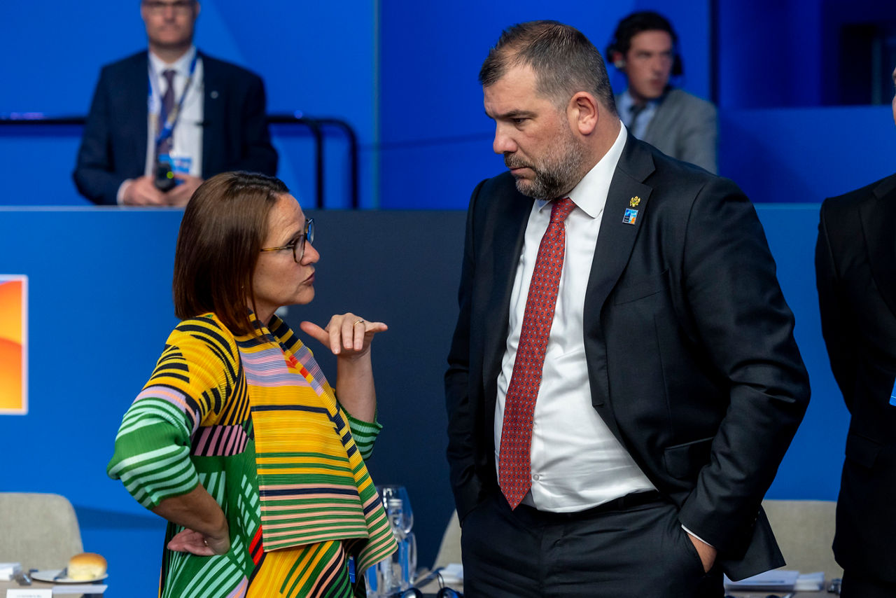 Yuriko Backes (Minister of Defence, Luxembourg) and Dragan Krapović (Minister of Defence, Montenegro)