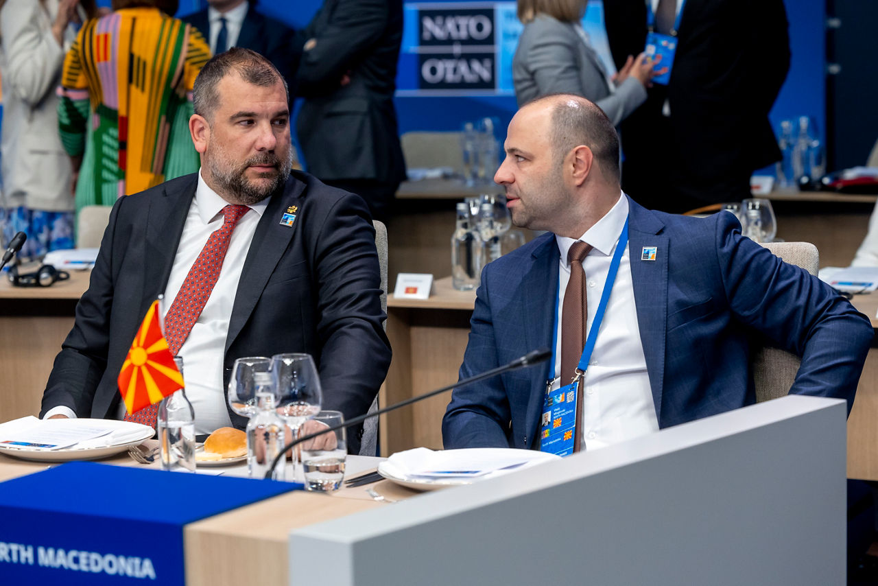 Dragan Krapović (Minister of Defence, Montenegro) and Vlado Misajlovski (Minister of Defence, North Macedonia)