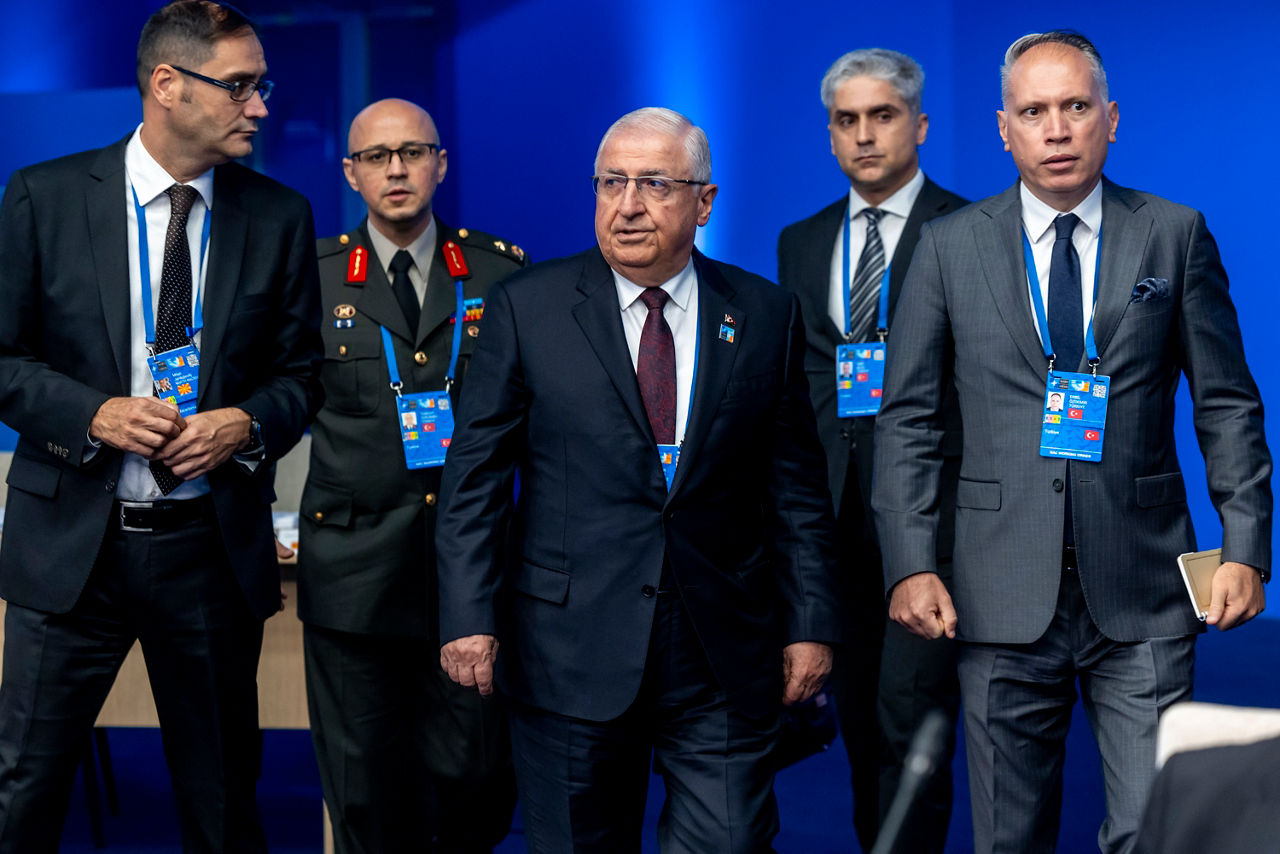 Center: Yaşar Güler (Minister of Defence, Türkiye)