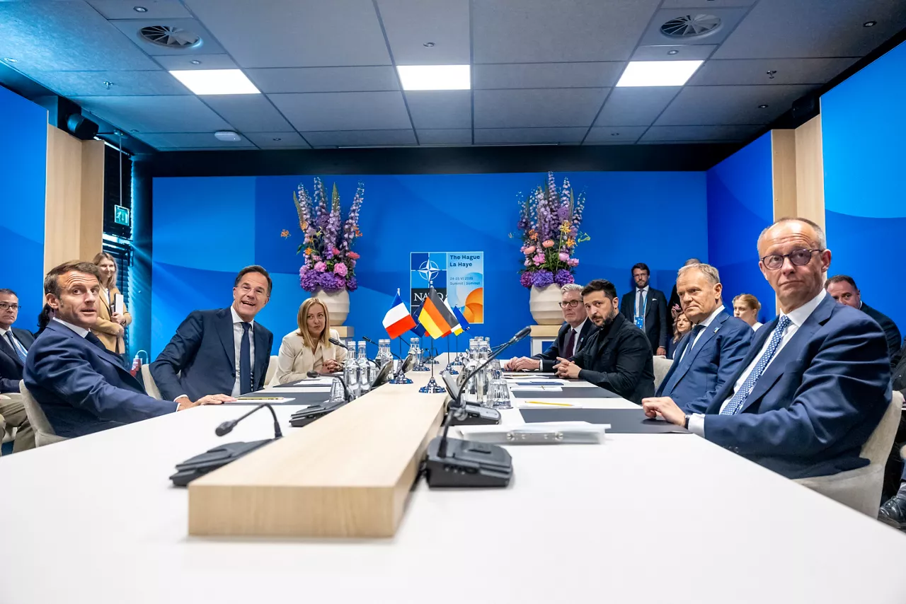 NATO Secretary General Mark Rutte meets with Keir Starmer (Prime Minister, United Kingdom), Giorgia Meloni (Prime Minister, Italy), Volodymyr Zelenskyy (President, Ukraine), Rutte,Emmanuel Macron (President, France), Donald Tusk (Prime Minister, Poland) and Friedrich Merz (Chancellor of Germany)