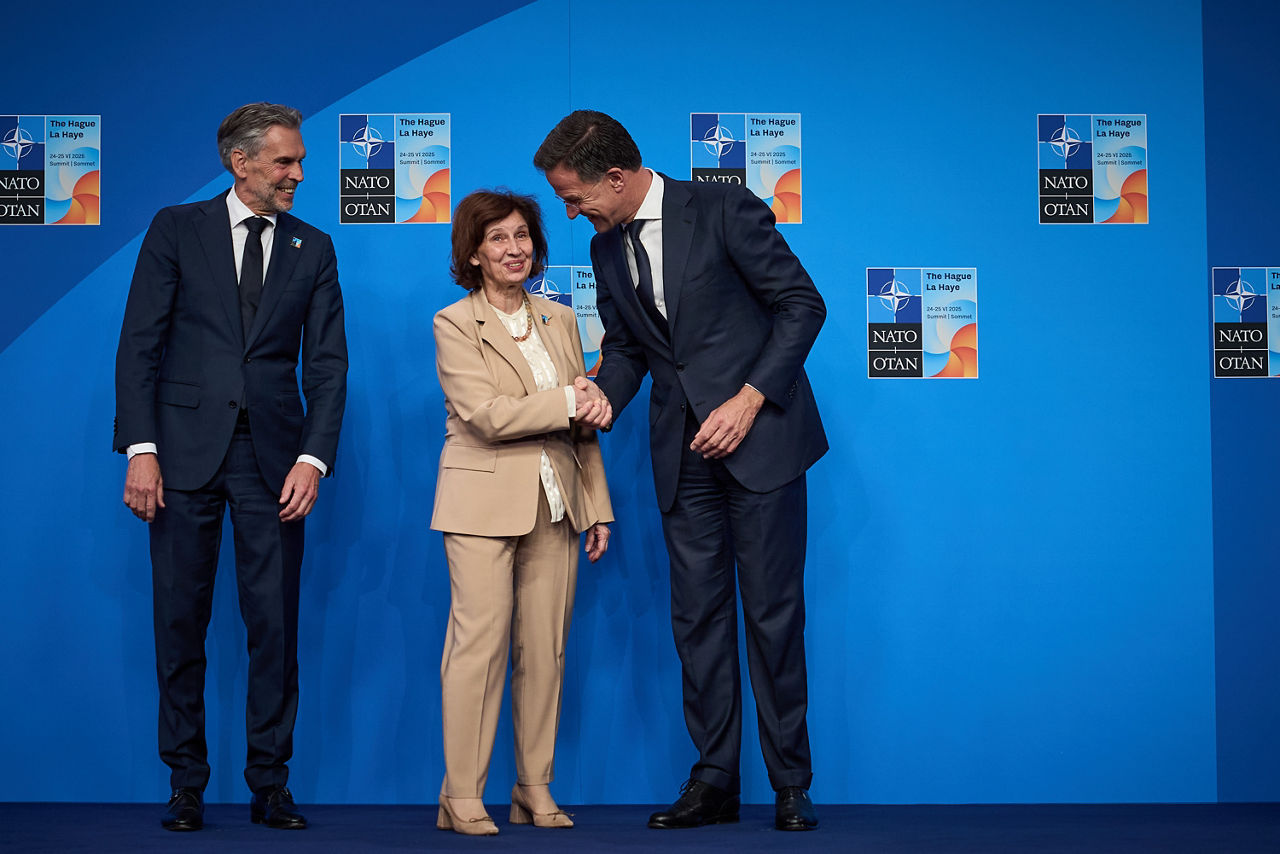 NATO Secretary General Mark Rutte and  Dick Schoof (Prime Minister, the Netherlands) welcome Gordana Siljanovska Davkova (President, North Macedonia)